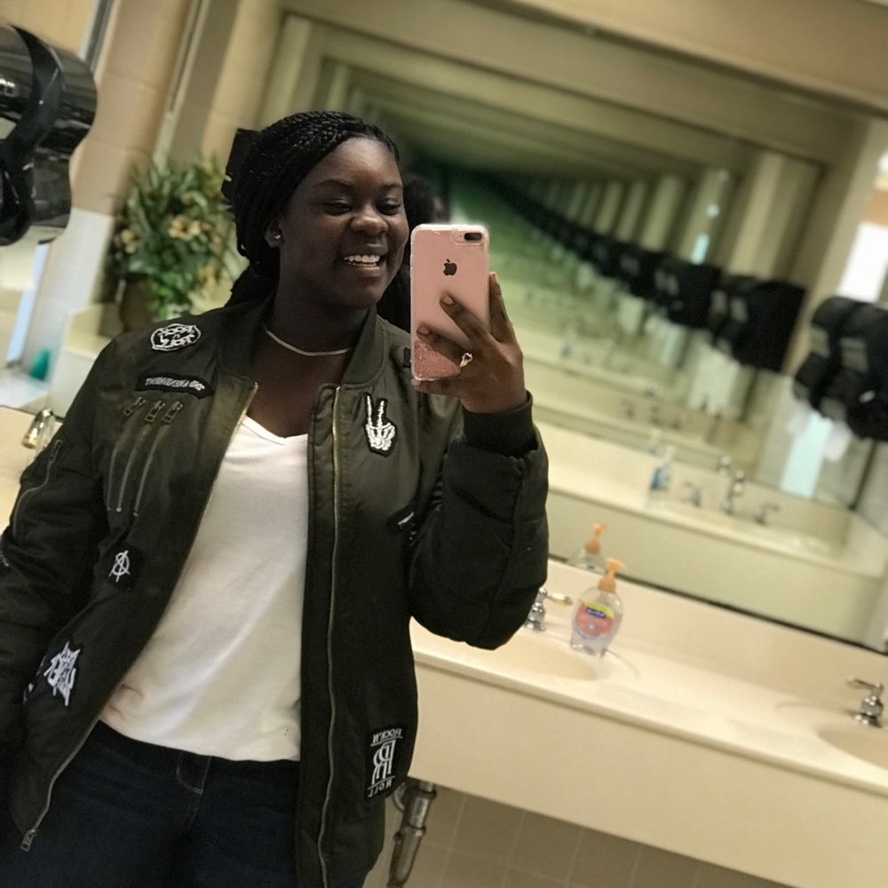 Meet your Posher, Myah
